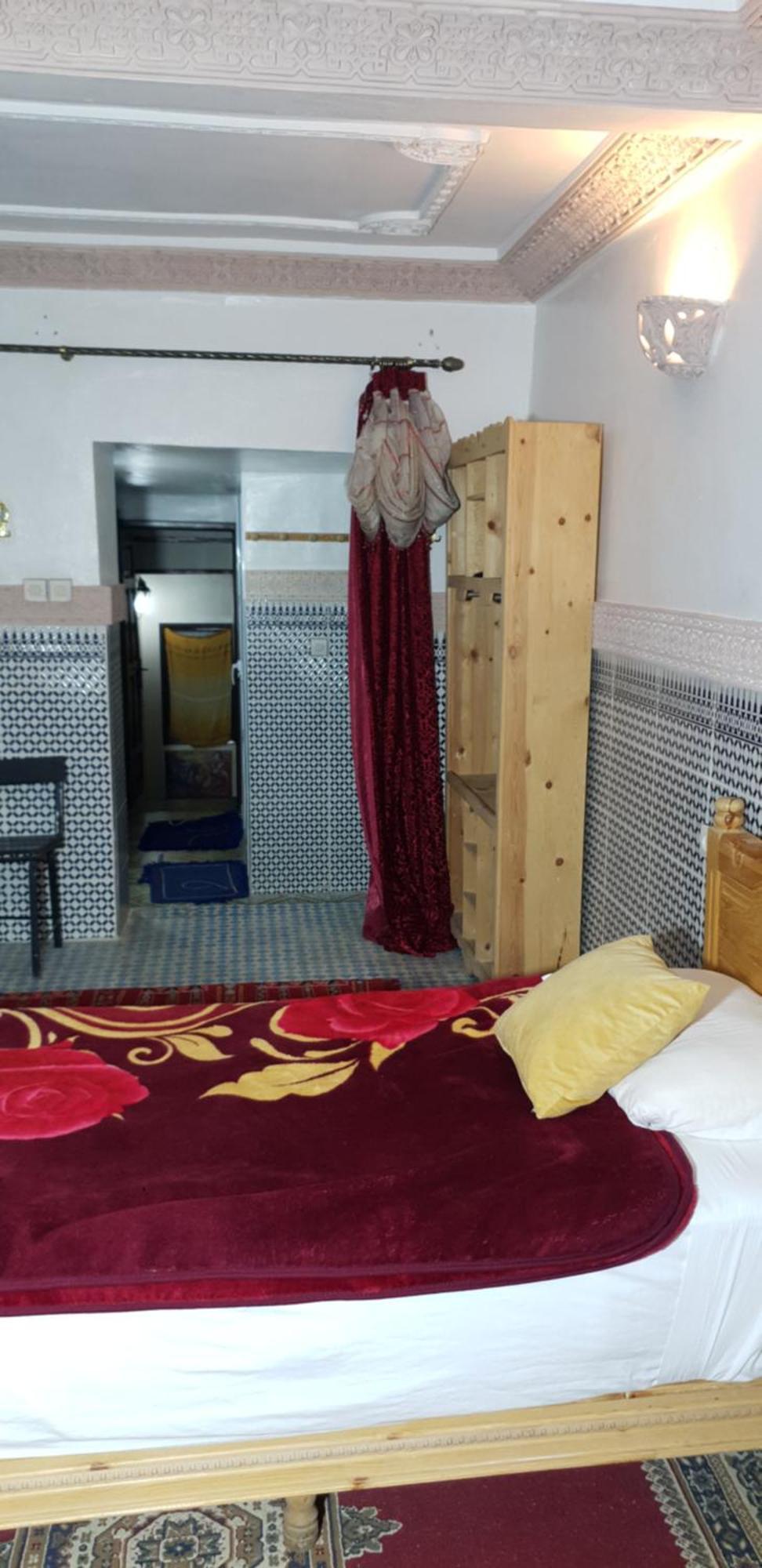 La Casa Espanyola Фес Екстериор снимка