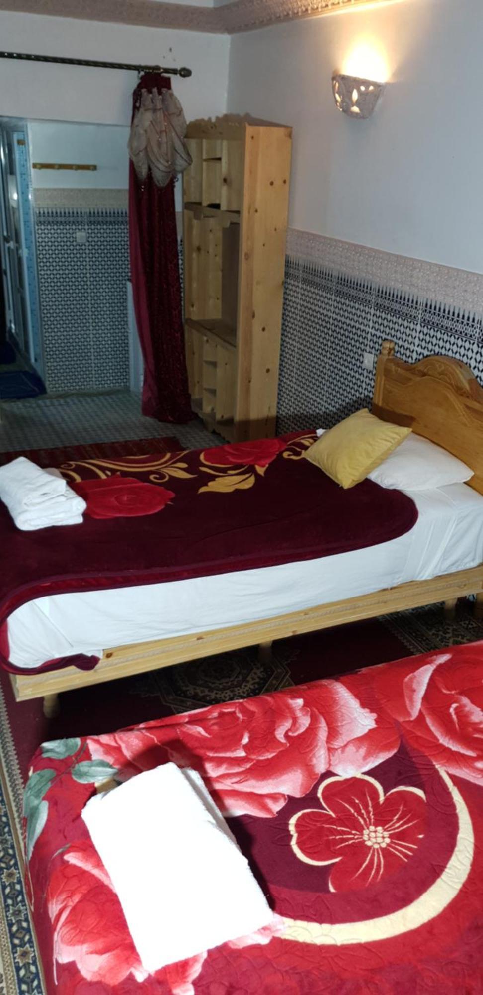 La Casa Espanyola Фес Екстериор снимка