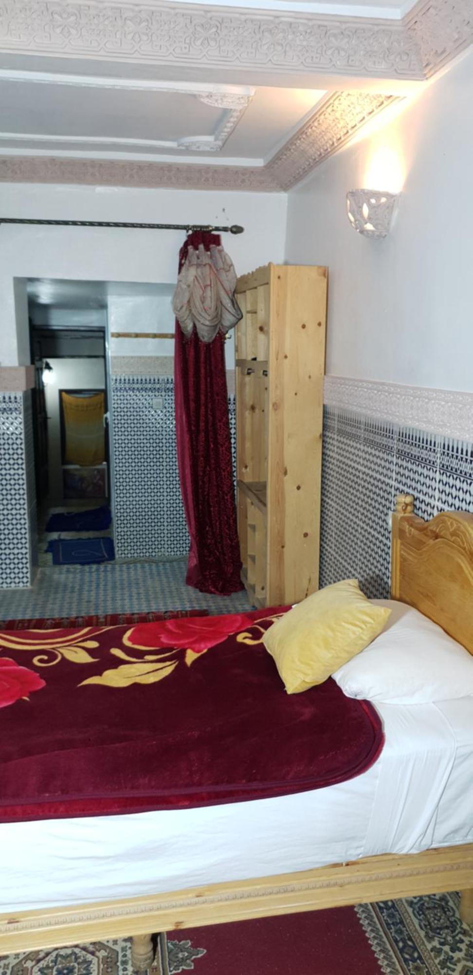 La Casa Espanyola Фес Екстериор снимка